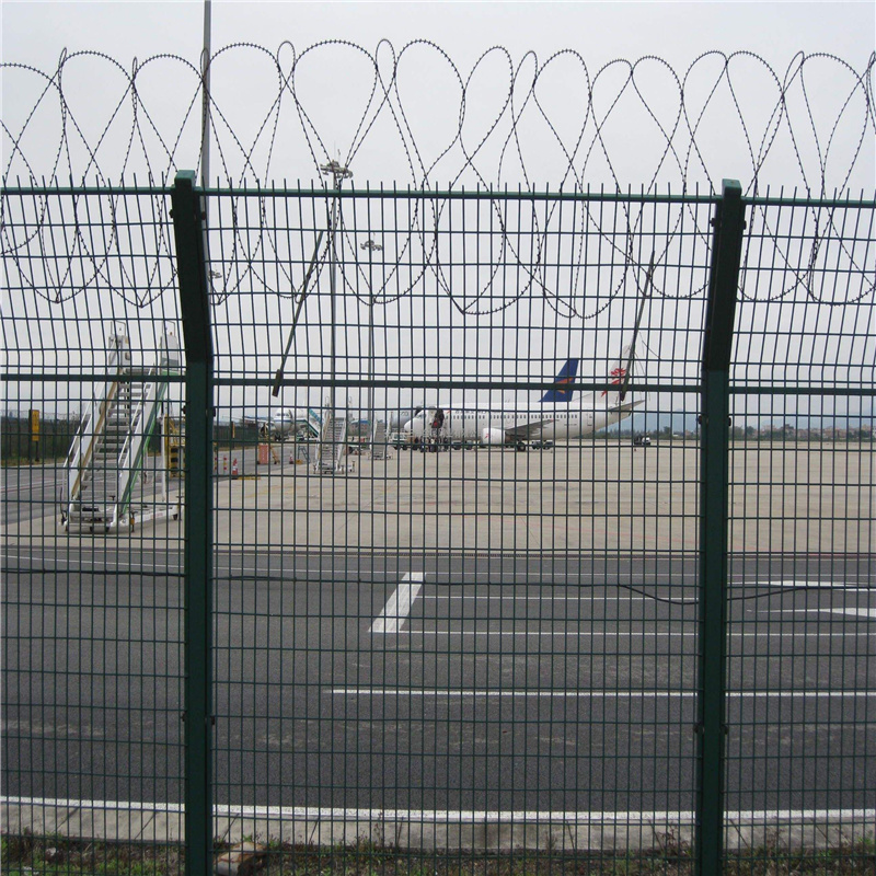機(jī)場(chǎng)圍網(wǎng) 機(jī)場(chǎng)圍界 鋼筋網(wǎng)圍界圖片1