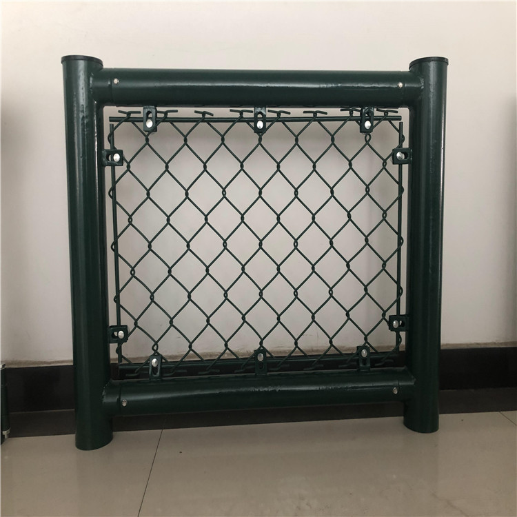 學(xué)?；@球場(chǎng)圍網(wǎng)